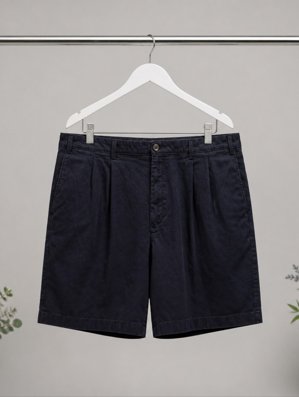 Roundtree & York Men's Pleated Navy Blue Chino Shorts Size 48